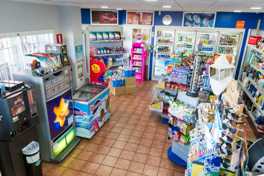 Daimus-Estacion-de-Servicios-64 Daimus-Estacion-de-Servicios-64